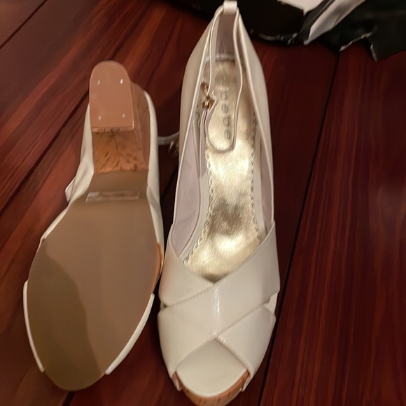 White hells - Picture 2 of 3